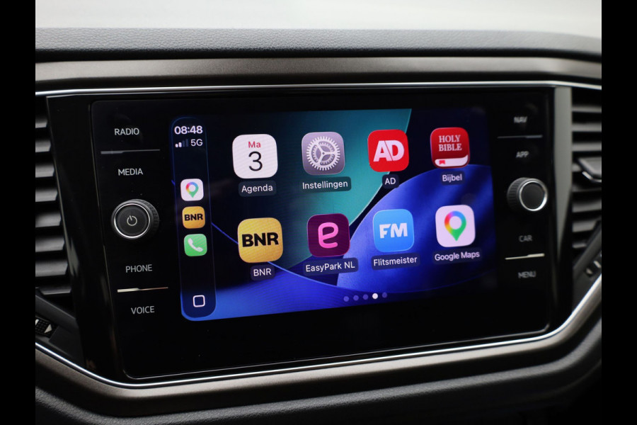 Volkswagen T-Roc 1.0 TSI Style | Trekhaak | Apple Carplay/ Android Auto | Prijs Rijklaar!!