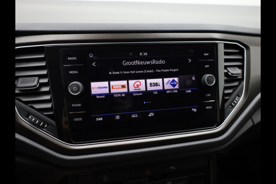 Volkswagen T-Roc 1.0 TSI Style | Trekhaak | Apple Carplay/ Android Auto | Prijs Rijklaar!!