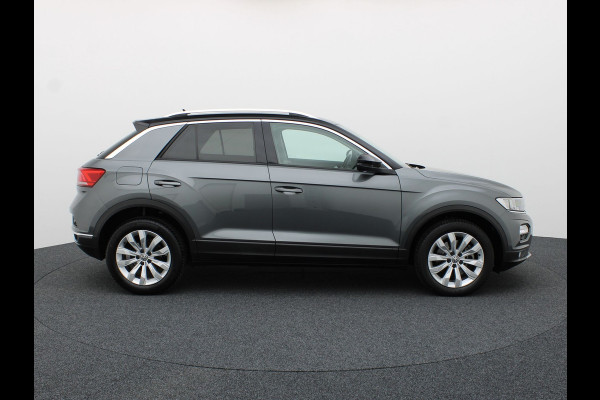 Volkswagen T-Roc 1.0 TSI Style | Trekhaak | Apple Carplay/ Android Auto | Prijs Rijklaar!!