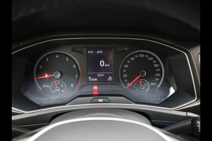 Volkswagen T-Roc 1.0 TSI Style | Trekhaak | Apple Carplay/ Android Auto | Prijs Rijklaar!!