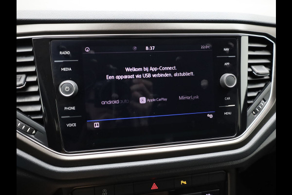 Volkswagen T-Roc 1.0 TSI Style | Trekhaak | Apple Carplay/ Android Auto | Prijs Rijklaar!!