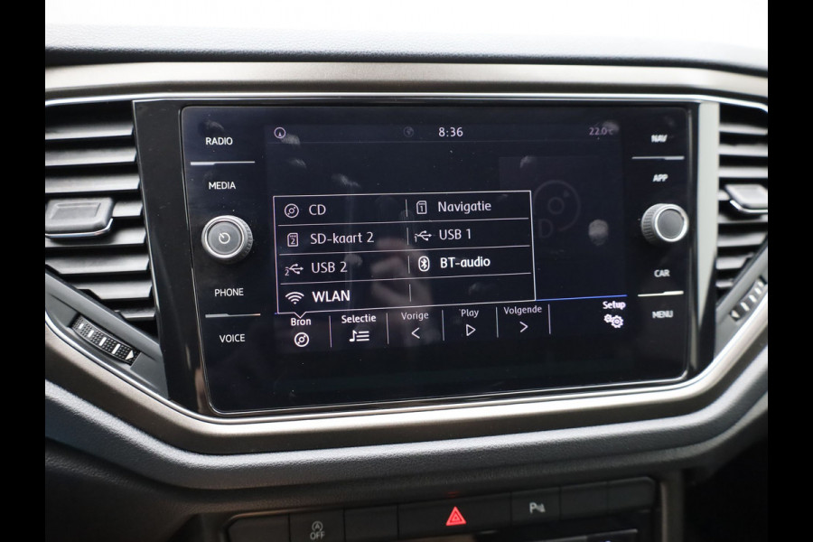 Volkswagen T-Roc 1.0 TSI Style | Trekhaak | Apple Carplay/ Android Auto | Prijs Rijklaar!!