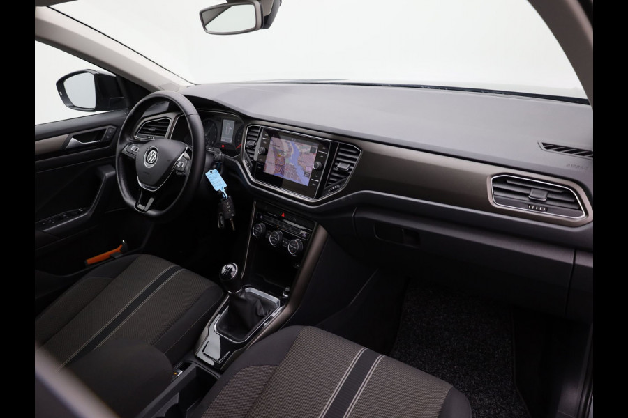 Volkswagen T-Roc 1.0 TSI Style | Trekhaak | Apple Carplay/ Android Auto | Prijs Rijklaar!!
