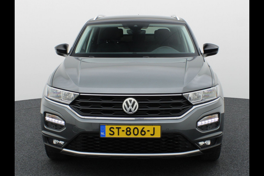 Volkswagen T-Roc 1.0 TSI Style | Trekhaak | Apple Carplay/ Android Auto | Prijs Rijklaar!!