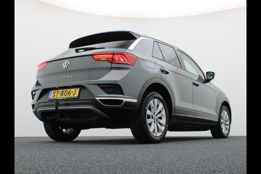 Volkswagen T-Roc 1.0 TSI Style | Trekhaak | Apple Carplay/ Android Auto | Prijs Rijklaar!!
