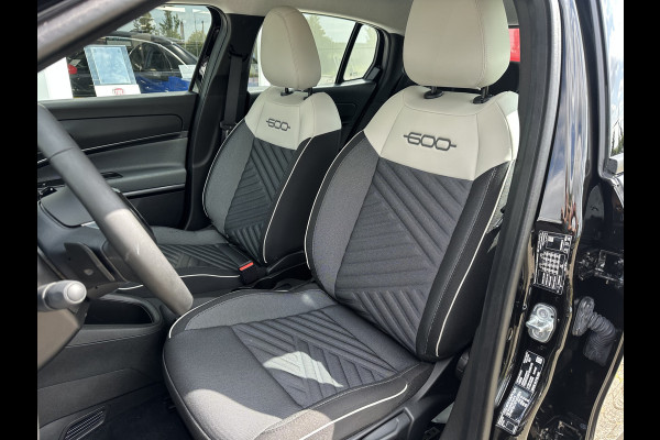 Fiat 600 1.2 Hybrid Urban | Stoelverwarming | Pack Style | Pack Comfort