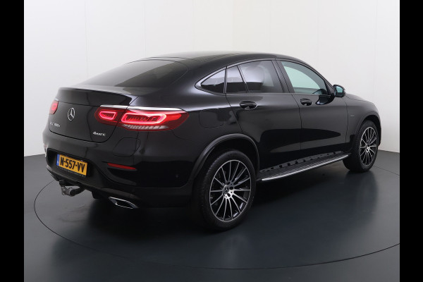 Mercedes-Benz GLC 300e 4Matic AMG Coupé // Trekhaak // Burmester // Digitaal Dashbord // Carplay // Nightpakket // Alarm