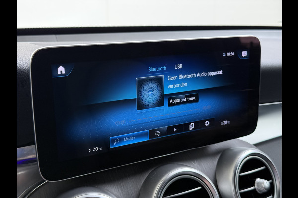 Mercedes-Benz GLC 300e 4Matic AMG Coupé // Trekhaak // Burmester // Digitaal Dashbord // Carplay // Nightpakket // Alarm