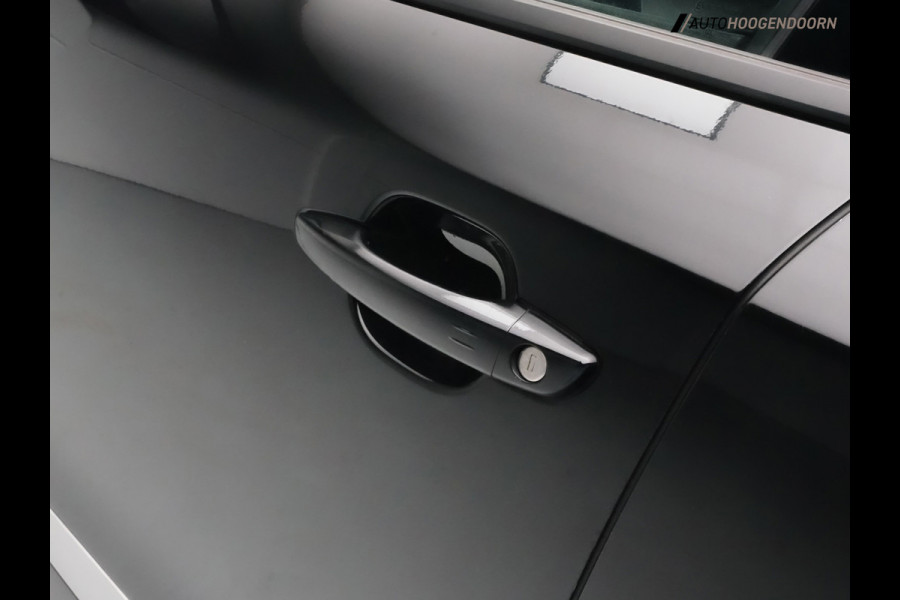 Peugeot e-2008 EV Allure 50 kWh Sport SOH 90% (APPLE CARPLAY,LED,PREMIUM-STOELEN,KEYLESS,STOELVERWARMING,ADAPTIVE CRUISE,CAMERA)