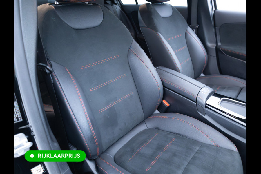 Mercedes-Benz A-Klasse 250 e Star Edition AMG Line Night Facelift | Adap. Cruise | Stoelverw. | Sfeerverlichting | Navigatie | App. connect | Camera, Dodehoek waarschuwing, All season banden