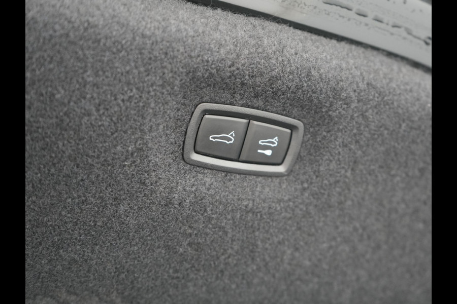 Audi e-tron GT 93 kWh 476pk Dealer O.H | Panodak | Head Up | Adaptive Cruise | Bang & Olufsen | 360 Camera | Lederen Sportstoelen Verwarmd & Ventilatie | Keyless | Blis | Navigatie | Virtual | DAB | 21"L.M |