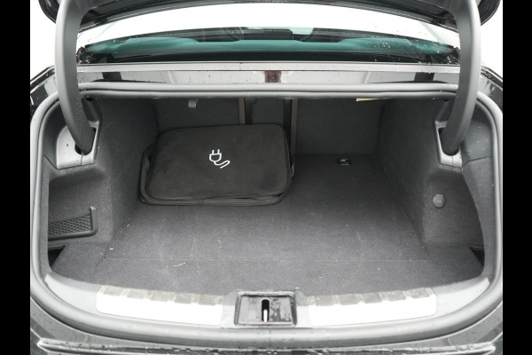 Audi e-tron GT 93 kWh 476pk Dealer O.H | Panodak | Head Up | Adaptive Cruise | Bang & Olufsen | 360 Camera | Lederen Sportstoelen Verwarmd & Ventilatie | Keyless | Blis | Navigatie | Virtual | DAB | 21"L.M |