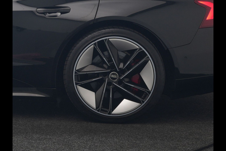Audi e-tron GT 93 kWh 476pk Dealer O.H | Panodak | Head Up | Adaptive Cruise | Bang & Olufsen | 360 Camera | Lederen Sportstoelen Verwarmd & Ventilatie | Keyless | Blis | Navigatie | Virtual | DAB | 21"L.M |