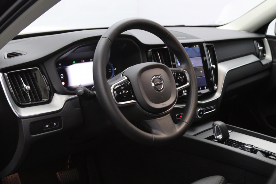 Volvo XC60 2.0 T8 AWD 456 PK Ultra Bright PHEV, Panoramadak, Head-Up, 4X Stoelverwarming, Leder