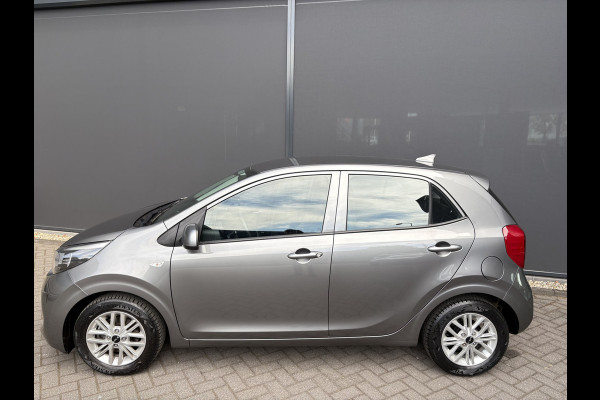 Kia Picanto 1.0 DPi DynamicLine Achteruitrijcamera - Apple carplay - Airco - Cruise control - Licht metalen velgen 14 inch - Bluetooth - Radio - Start/stop systeem - Stuur multifunctioneel - Navigatie