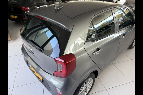 Kia Picanto 1.0 DPi DynamicLine Achteruitrijcamera - Apple carplay - Airco - Cruise control - Licht metalen velgen 14 inch - Bluetooth - Radio - Start/stop systeem - Stuur multifunctioneel - Navigatie