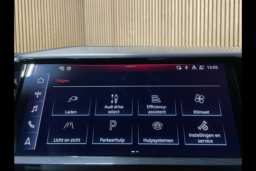 Audi Q4 e-tron 40 S-Line Competition 77 kWh|93%SOH|BLACK|ACC|APPLE CARPLAY|CAMERA|STOELVERWARMING|NAP|NL AUTO|INCL.BTW|1e EIG.|