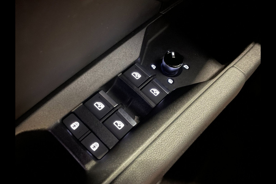Audi Q4 e-tron 40 S-Line Competition 77 kWh|93%SOH|BLACK|ACC|APPLE CARPLAY|CAMERA|STOELVERWARMING|NAP|NL AUTO|INCL.BTW|1e EIG.|