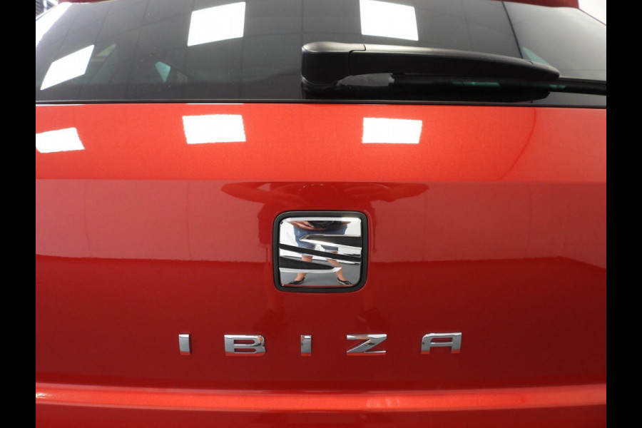 Seat Ibiza 1.0 TSI Style Business Intense Plus NAVI/CAMERA/VIRTUAL/BEATS/LED/16"LMV!