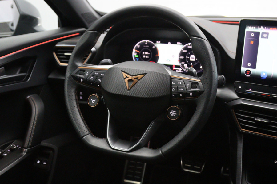 CUPRA Formentor 1.4 e-Hybrid 245 PK VZ Performance PHEV, Stuur-Startknop, Winterpakket, Carplay, Kuipstoelen