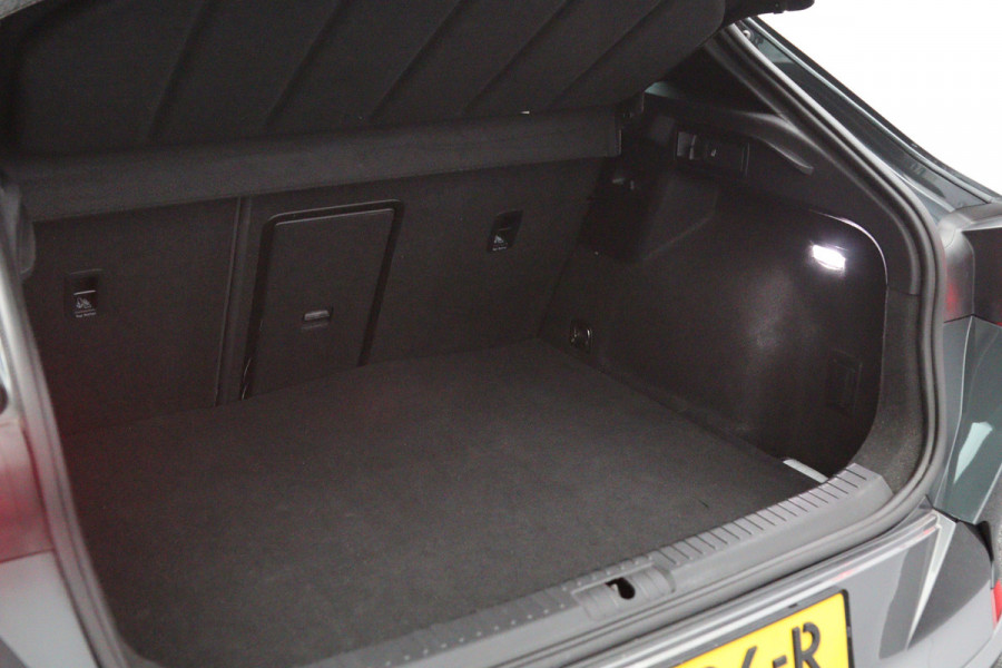 CUPRA Formentor 1.4 e-Hybrid 245 PK VZ Performance PHEV, Stuur-Startknop, Winterpakket, Carplay, Kuipstoelen