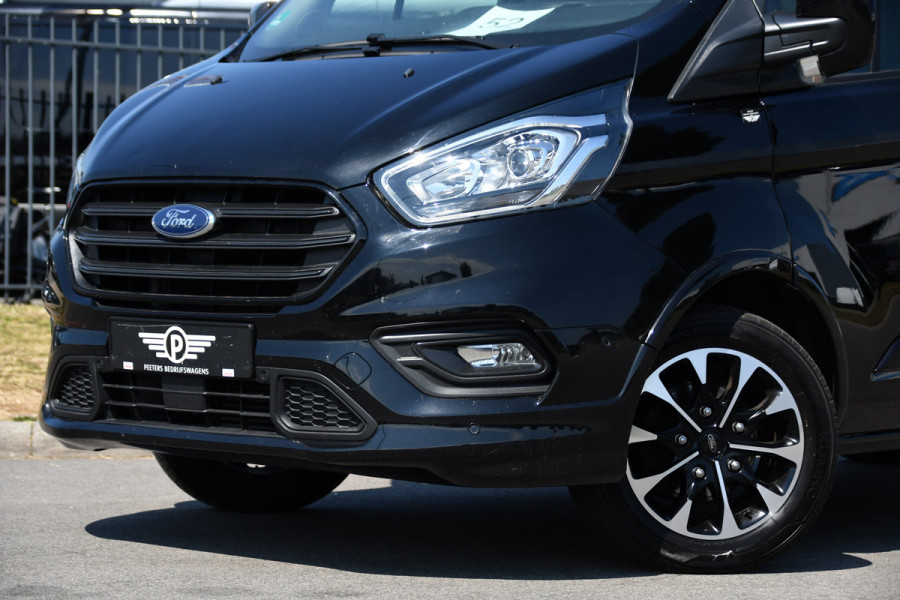 Ford Transit Custom 320 2.0 TDCI L2H1 Sport Black Edition Full Options! adaptieve Cruise, Camera, Carplay, Leder, Stoelverwarming, 185pk, LED, Automaat, Uniek!