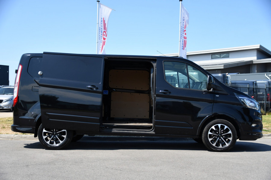 Ford Transit Custom 320 2.0 TDCI L2H1 Sport Black Edition Full Options! adaptieve Cruise, Camera, Carplay, Leder, Stoelverwarming, 185pk, LED, Automaat, Uniek!
