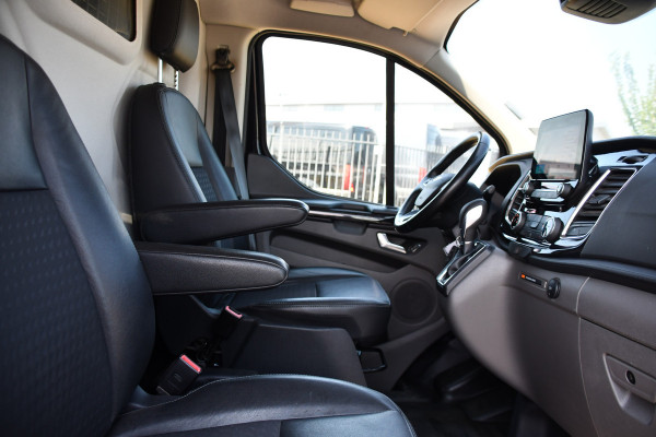 Ford Transit Custom 320 2.0 TDCI L2H1 Sport Black Edition Full Options! adaptieve Cruise, Camera, Carplay, Leder, Stoelverwarming, 185pk, LED, Automaat, Uniek!