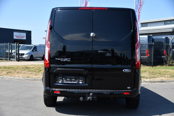 Ford Transit Custom 320 2.0 TDCI L2H1 Sport Black Edition Full Options! adaptieve Cruise, Camera, Carplay, Leder, Stoelverwarming, 185pk, LED, Automaat, Uniek!