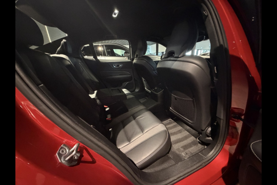 Volvo S60 2.0 T6 AWD Twin Engine R-Design Harman Kardon|ACC|Keyless|18"|Verw-sportstoelen|Standkachel