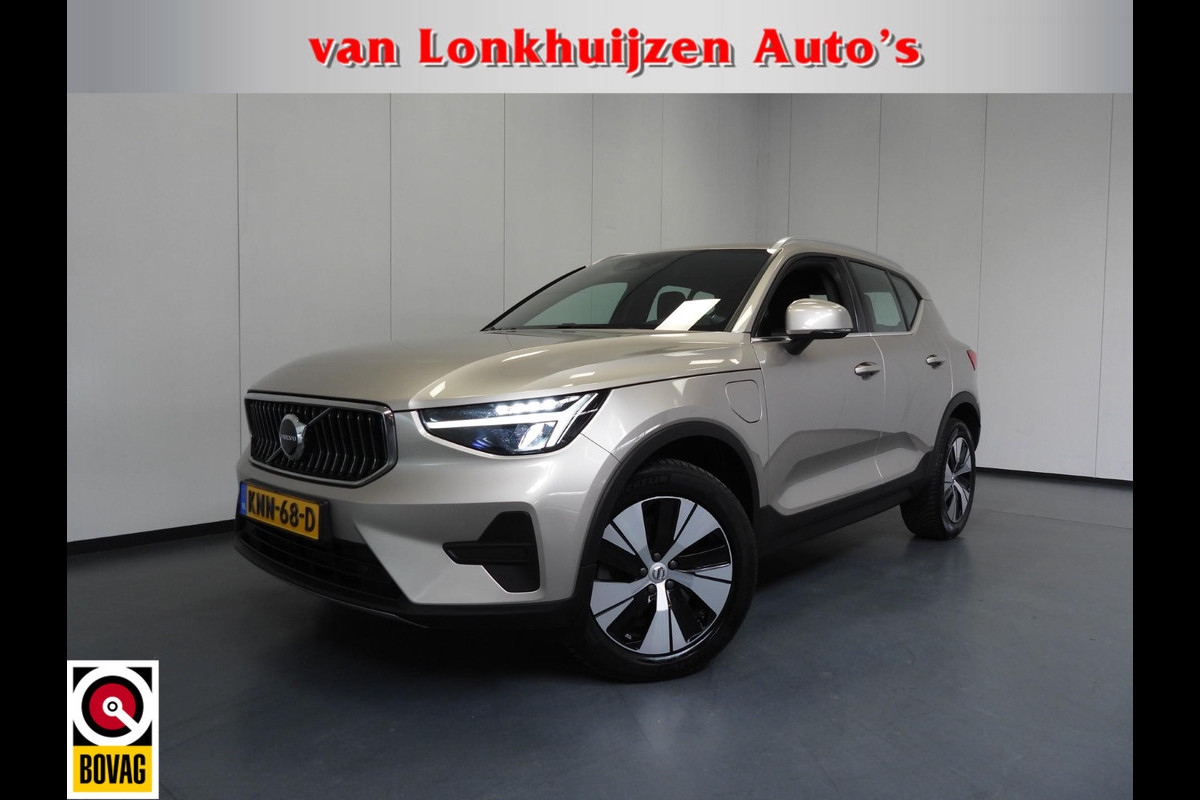 Volvo XC40 1.5 T4 Plug-In Hybrid Core Bright NAVI/CAMERA/LED/18"LMV!