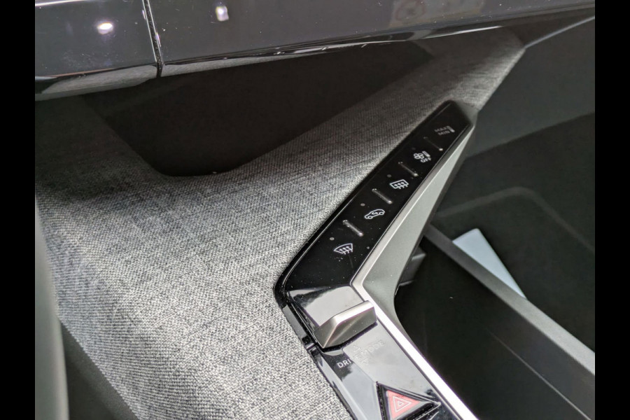 Peugeot 3008 1.6 plug-in Hybrid 195 Allure|Navi|Camera|Lane-Assist|Keyless-Entry/Go|Apple-Carplay/Android-Auto|6.900km