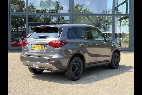 Suzuki Vitara 1.5 Hybrid Select 1E EIGENAAR | ORIGINEEL NEDERLANDSE AUTO | RESTERENDE FABRIEKSGARANTIE T/M 07-2035 | ADAPTIVE CRUISE CONTROL | STOELVERWARMING | ACHTERUITRIJCAMERA
