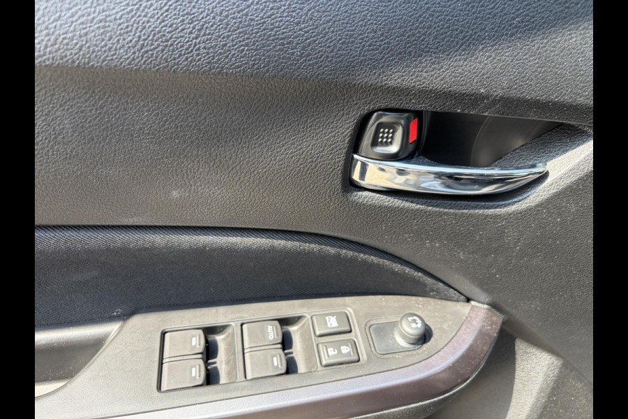 Suzuki Vitara 1.5 Hybrid Select 1E EIGENAAR | ORIGINEEL NEDERLANDSE AUTO | RESTERENDE FABRIEKSGARANTIE T/M 07-2035 | ADAPTIVE CRUISE CONTROL | STOELVERWARMING | ACHTERUITRIJCAMERA