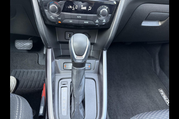 Suzuki Vitara 1.5 Hybrid Select 1E EIGENAAR | ORIGINEEL NEDERLANDSE AUTO | RESTERENDE FABRIEKSGARANTIE T/M 07-2035 | ADAPTIVE CRUISE CONTROL | STOELVERWARMING | ACHTERUITRIJCAMERA
