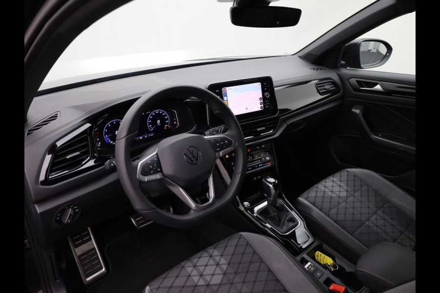 Volkswagen T-Roc 1.5 TSI R-Line Business Black Style | Side Assist | Elk. A-klep | Trekhaak afnb. | IQ Light | Camera | Prijs Rijklaar!!
