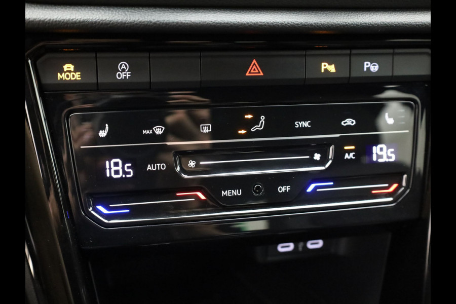 Volkswagen T-Roc 1.5 TSI R-Line Business Black Style | Side Assist | Elk. A-klep | Trekhaak afnb. | IQ Light | Camera | Prijs Rijklaar!!