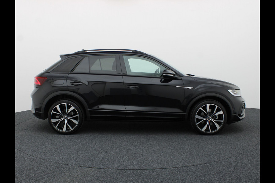 Volkswagen T-Roc 1.5 TSI R-Line Business Black Style | Side Assist | Elk. A-klep | Trekhaak afnb. | IQ Light | Camera | Prijs Rijklaar!!