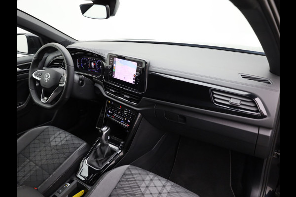 Volkswagen T-Roc 1.5 TSI R-Line Business Black Style | Side Assist | Elk. A-klep | Trekhaak afnb. | IQ Light | Camera | Prijs Rijklaar!!