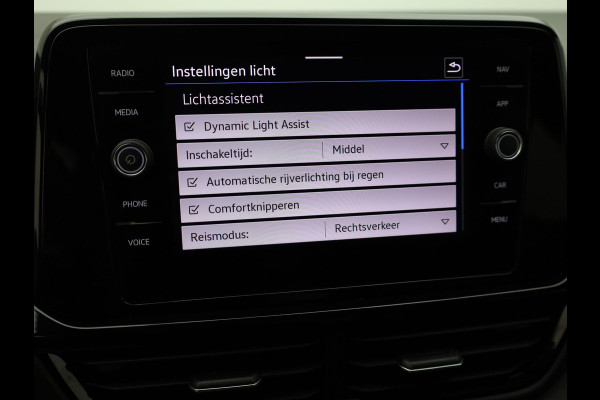 Volkswagen T-Roc 1.5 TSI R-Line Business Black Style | Side Assist | Elk. A-klep | Trekhaak afnb. | IQ Light | Camera | Prijs Rijklaar!!