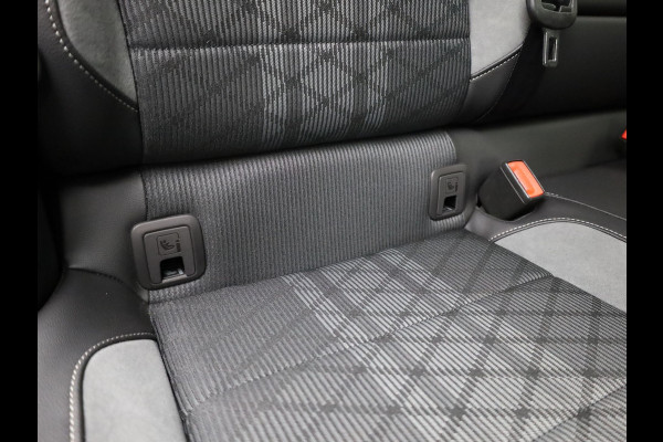 Volkswagen T-Roc 1.5 TSI R-Line Business Black Style | Side Assist | Elk. A-klep | Trekhaak afnb. | IQ Light | Camera | Prijs Rijklaar!!