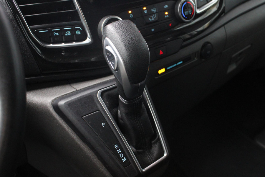 Ford Transit Custom 320 2.0 TDCI L2H1 Limited DC SCI | Trekhaak | Stoelverwarming | Navigatie | Camera | Cruise Control Adaptive |