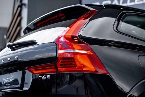 Volvo XC60 2.0 T6 Plug-in hybrid AWD Plus Dark - Panorama | H&K | Memory | 360 Camera