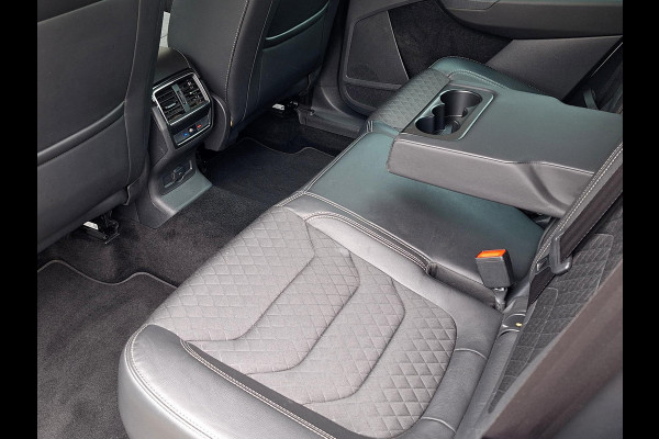 Škoda Kodiaq 1.5 TSI Business Edition | Trekhaak 1800kg | Full LED | Blind Spot | Climate V+A | Camera |