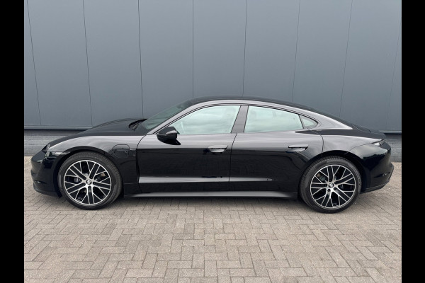 Porsche Taycan 79 kWh/Passenger display/Pano/5 pers/incl.BTW