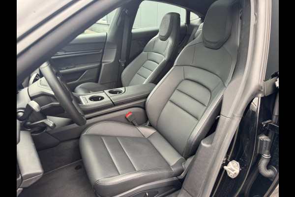 Porsche Taycan 79 kWh/Passenger display/Pano/5 pers/incl.BTW