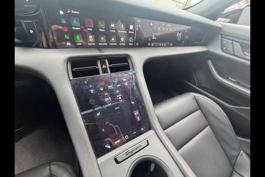 Porsche Taycan 79 kWh/Passenger display/Pano/5 pers/incl.BTW
