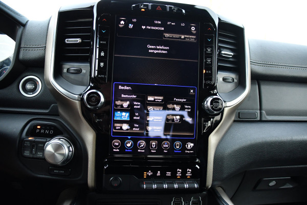 Dodge Ram 1500 5.7 V8 4x4 Crew Cab Laramie Full Options! 360 Camera, Pano, Adaptieve Cruise, LED, 402pk, Leder, Luchtvering, 3500kg Trekhaak, Stoel verkoeling/verwarming, Uniek!