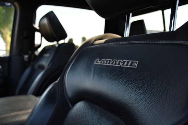 Dodge Ram 1500 5.7 V8 4x4 Crew Cab Laramie Full Options! 360 Camera, Pano, Adaptieve Cruise, LED, 402pk, Leder, Luchtvering, 3500kg Trekhaak, Stoel verkoeling/verwarming, Uniek!