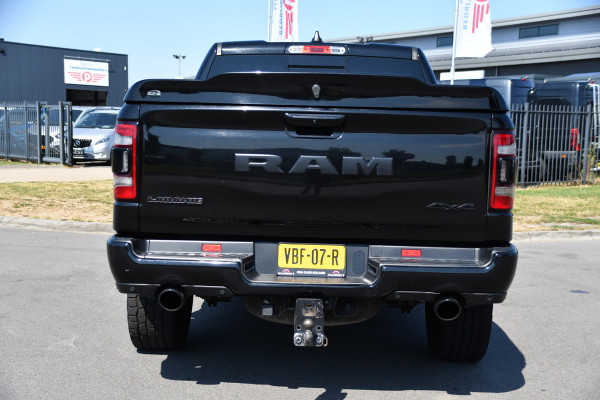 Dodge Ram 1500 5.7 V8 4x4 Crew Cab Laramie Full Options! 360 Camera, Pano, Adaptieve Cruise, LED, 402pk, Leder, Luchtvering, 3500kg Trekhaak, Stoel verkoeling/verwarming, Uniek!
